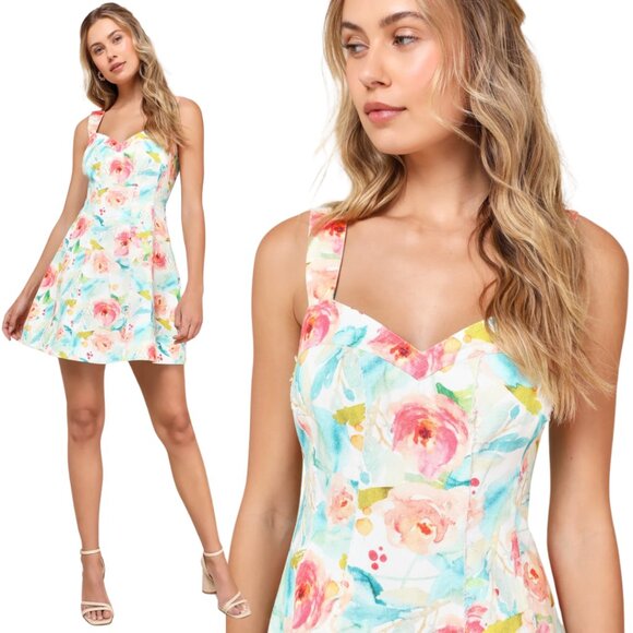 Lulu's Floral dress - Picture 2 of 16